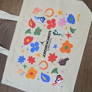NWOT NORDSTROM JORDAN WOMEN'S CANVAS TOTE.   #6820